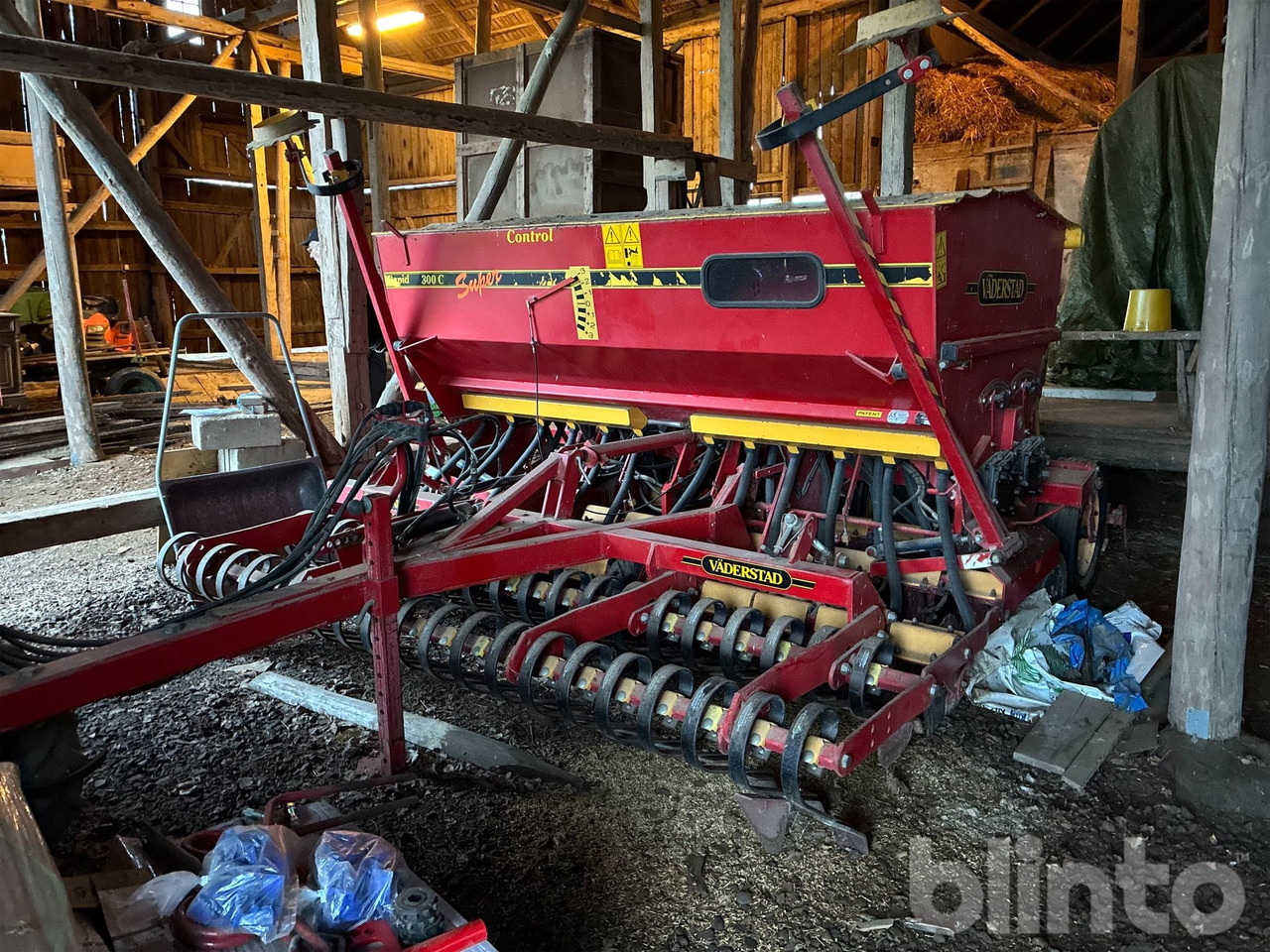 Väderstad Rapid 300C CB - Sembradora: foto 1 Väderstad Rapid 300C CB - Sembradora: foto 1