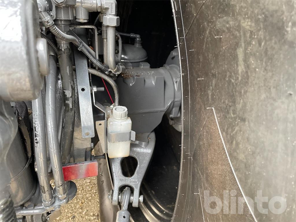 Tractor Valtra Q305 (2023): foto 23 Tractor Valtra Q305 (2023): foto 23