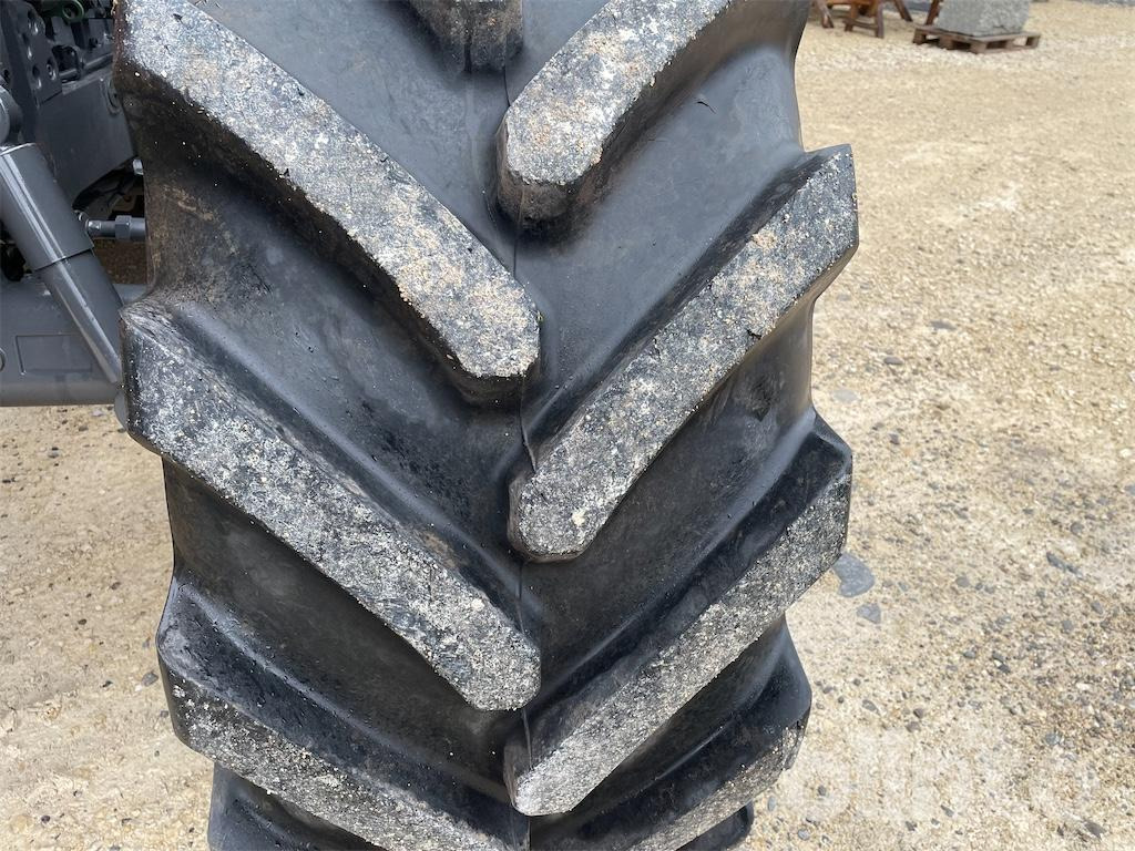 Tractor Valtra Q305 (2023): foto 16 Tractor Valtra Q305 (2023): foto 16