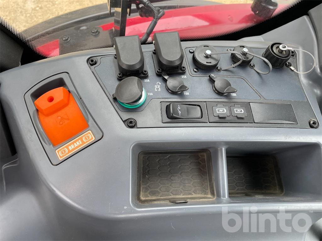 Tractor Valtra Q305 (2023): foto 35 Tractor Valtra Q305 (2023): foto 35