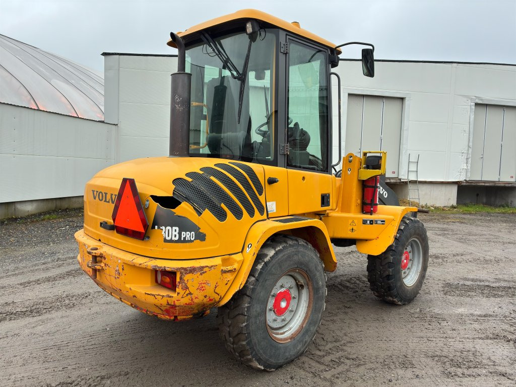 Volvo L-30B-ZX - Cargadora de ruedas: foto 5 Volvo L-30B-ZX - Cargadora de ruedas: foto 5