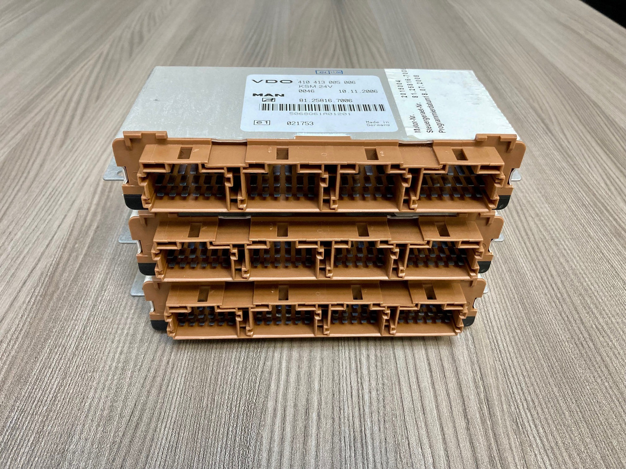 CENTRALINA KSM - MAN 81258167006 / 81258167010 - VDO 410 413 005 006 - Unidad de control: foto 4 CENTRALINA KSM - MAN 81258167006 / 81258167010 - VDO 410 413 005 006 - Unidad de control: foto 4