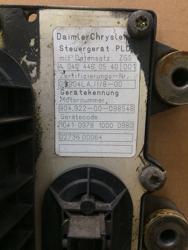 CENTRALINA MOTORE MERCEDES OM904LA.II/8 - VAR. 904.922 - Rif. A0404460540 - Unidad de control: foto 2 CENTRALINA MOTORE MERCEDES OM904LA.II/8 - VAR. 904.922 - Rif. A0404460540 - Unidad de control: foto 2