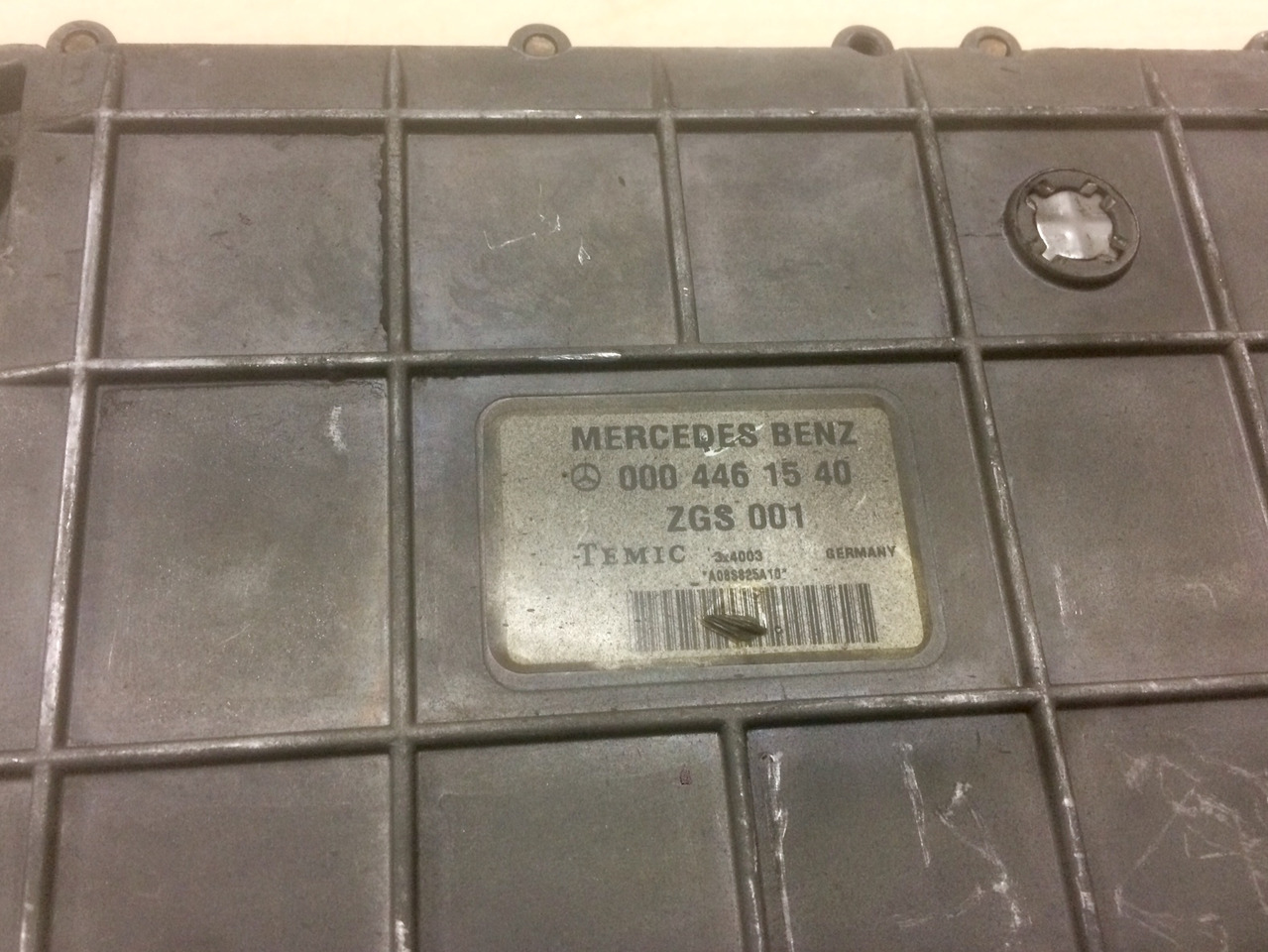 CENTRALINA MOTORE MERCEDES OM906HLA.II/2 - VAR. 906.930 - Rif. A9064464040 - Unidad de control: foto 4 CENTRALINA MOTORE MERCEDES OM906HLA.II/2 - VAR. 906.930 - Rif. A9064464040 - Unidad de control: foto 4