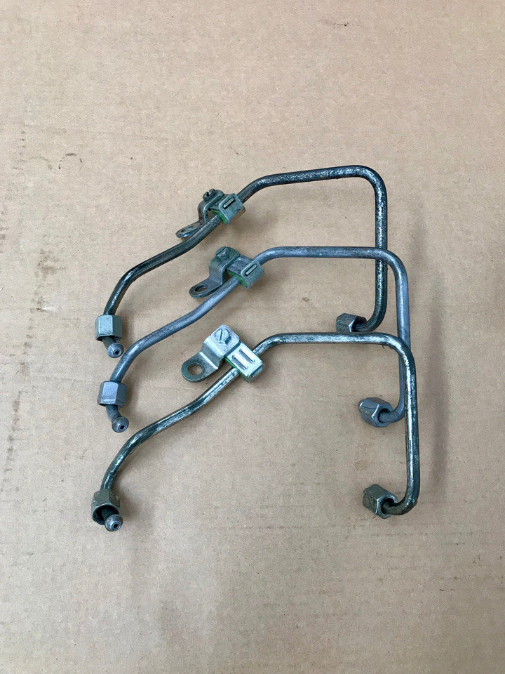 CONDOTTA DI MANDATA COMMON-RAIL MOTORI MAN D2066 / D2676 - Motor y piezas para Camión: foto 3 CONDOTTA DI MANDATA COMMON-RAIL MOTORI MAN D2066 / D2676 - Motor y piezas para Camión: foto 3