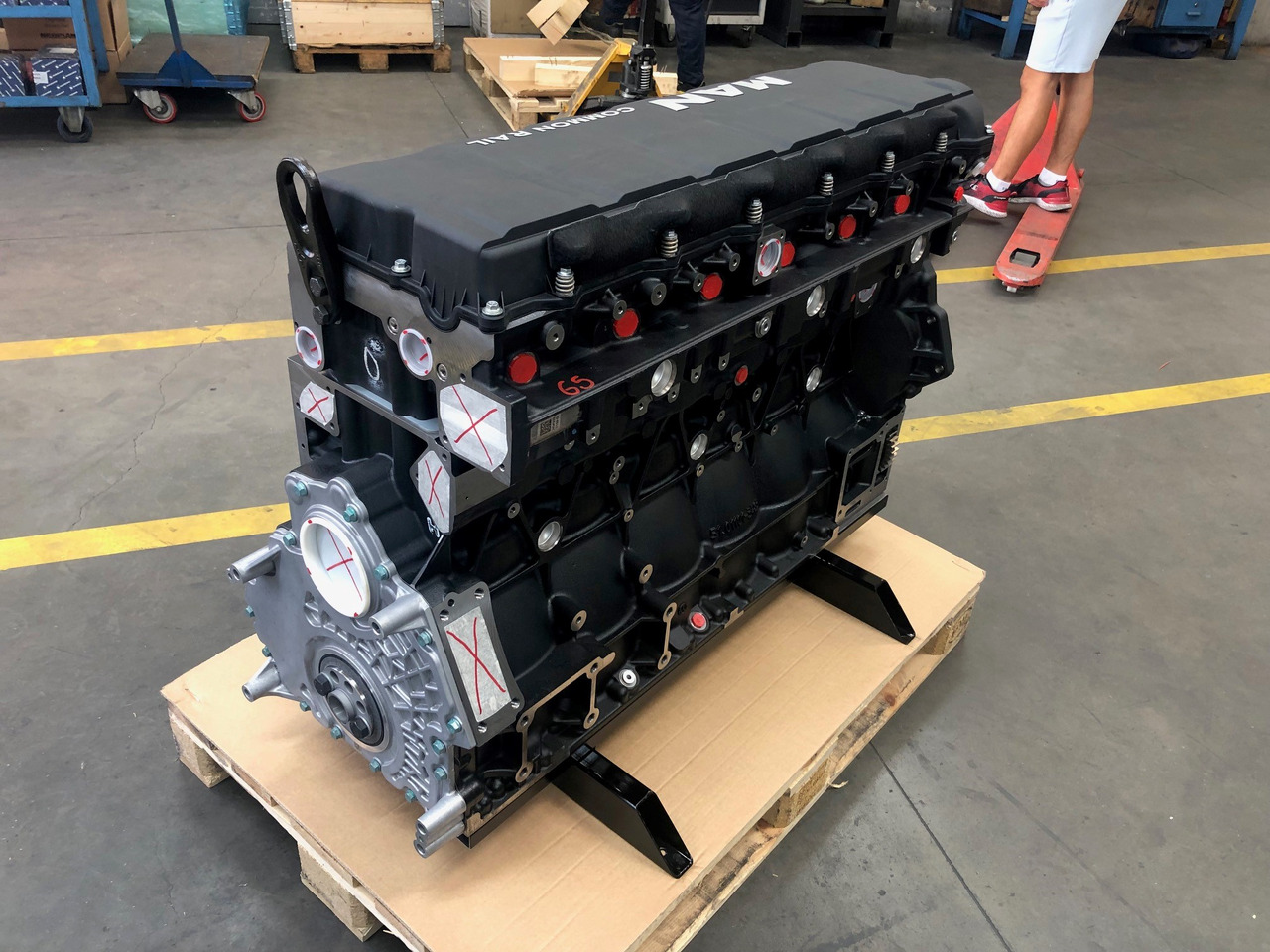 MOTORE ALLEGGERITO MAN D2676LF51 / D2676 LF51 - D2676LF52 / D2676 LF52 - D2676LF53 / D2676 LF53 (camion) - Motor para Camión: foto 1 MOTORE ALLEGGERITO MAN D2676LF51 / D2676 LF51 - D2676LF52 / D2676 LF52 - D2676LF53 / D2676 LF53 (camion) - Motor para Camión: foto 1