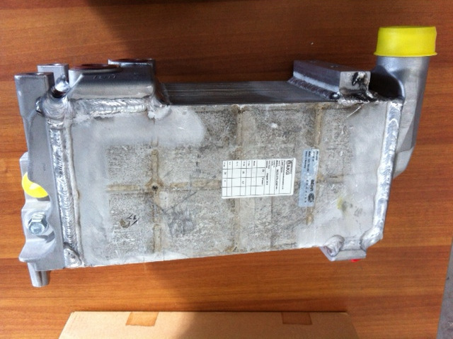 SCAMBIATORE DI CALORE ZF INTARDER - Radiador para Camión: foto 3 SCAMBIATORE DI CALORE ZF INTARDER - Radiador para Camión: foto 3