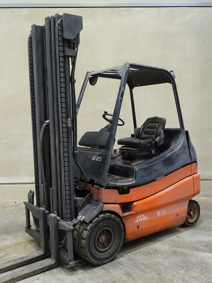 Linde E25 - Carretilla elevadora eléctrica: foto 1 Linde E25 - Carretilla elevadora eléctrica: foto 1