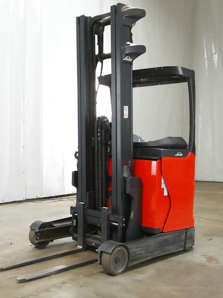 Linde R12B-01 - Retráctil: foto 1 Linde R12B-01 - Retráctil: foto 1