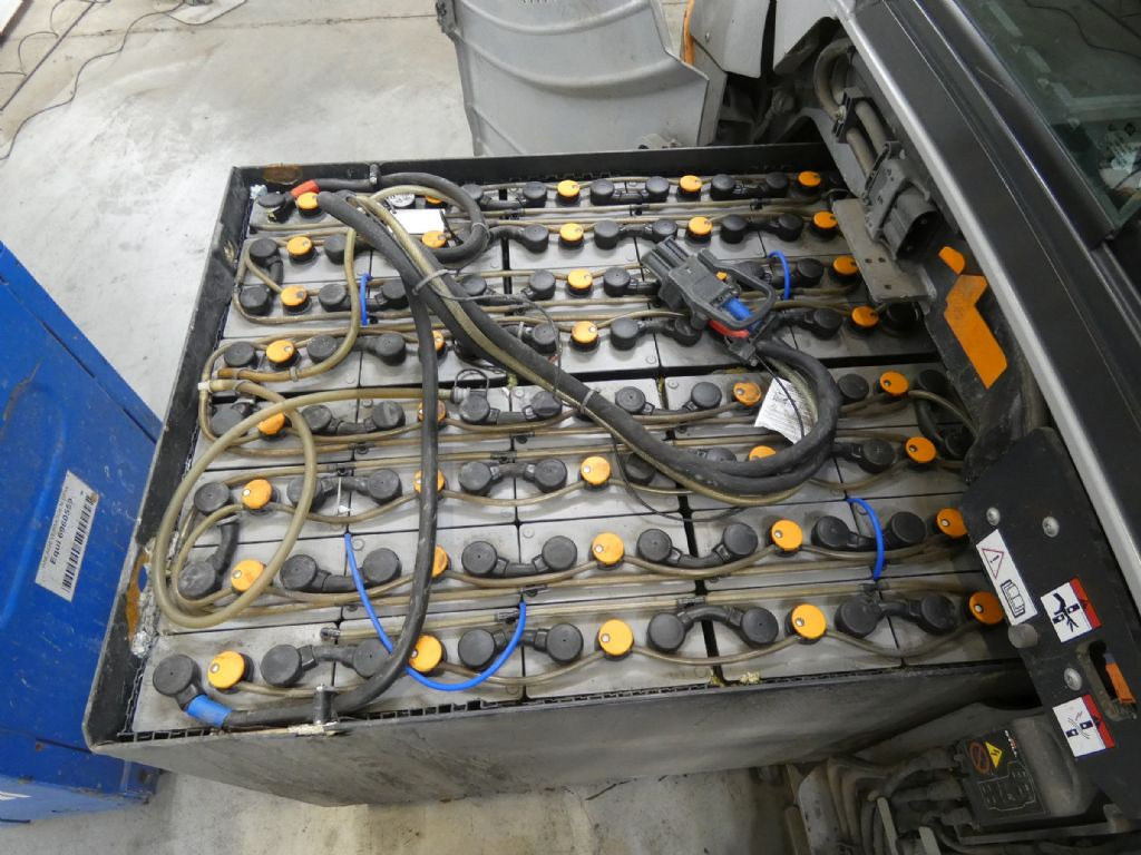 STILL RX60-30L - Carretilla elevadora eléctrica: foto 4 STILL RX60-30L - Carretilla elevadora eléctrica: foto 4