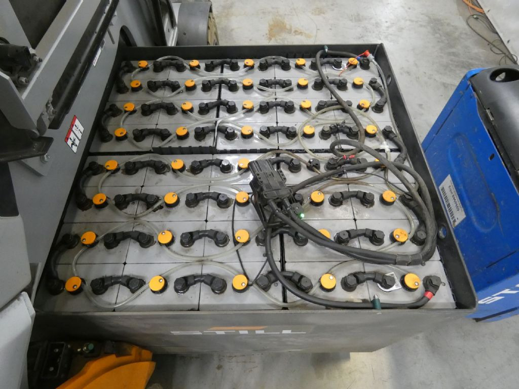 STILL RX60-50 - Carretilla elevadora eléctrica: foto 4 STILL RX60-50 - Carretilla elevadora eléctrica: foto 4