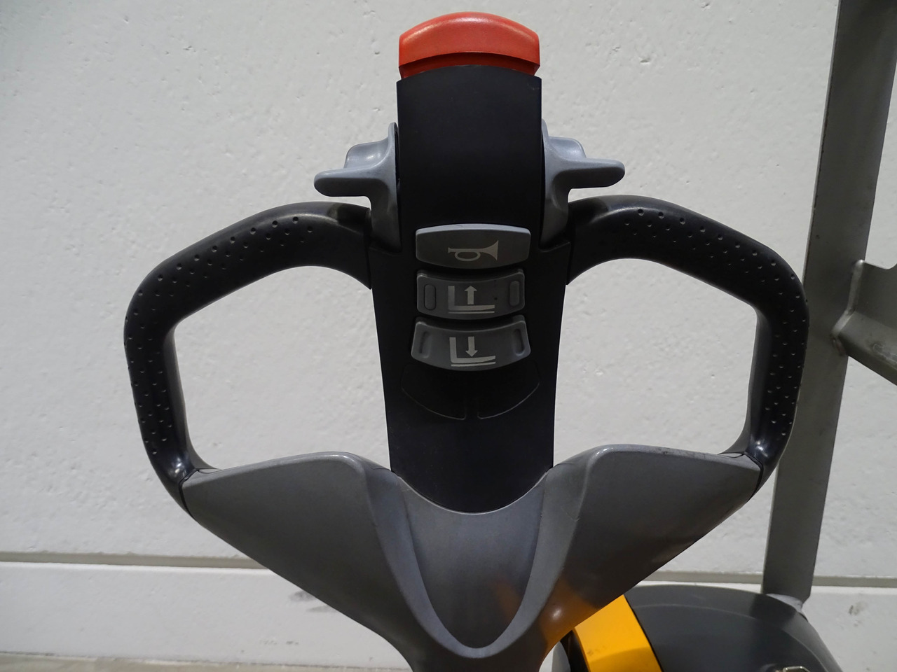 Still EXU16 - Transpaleta: foto 3 Still EXU16 - Transpaleta: foto 3