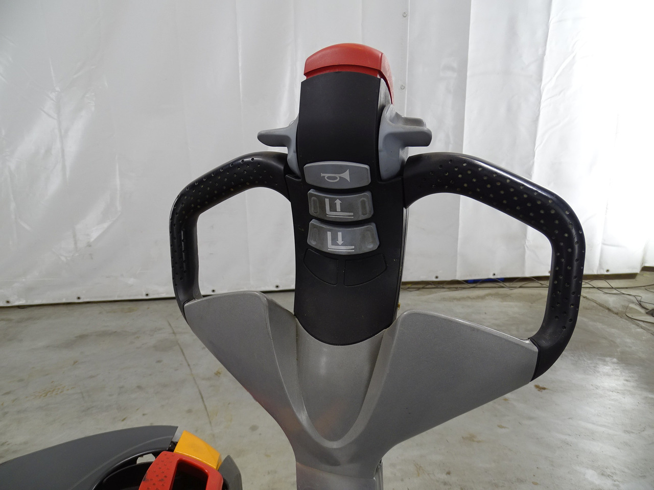 Still EXU18 - Transpaleta: foto 3 Still EXU18 - Transpaleta: foto 3