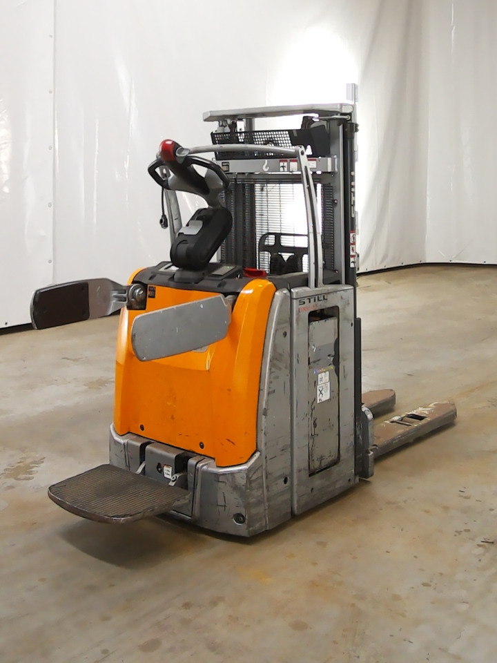 Still EXV-SF14 - Apilador: foto 2 Still EXV-SF14 - Apilador: foto 2