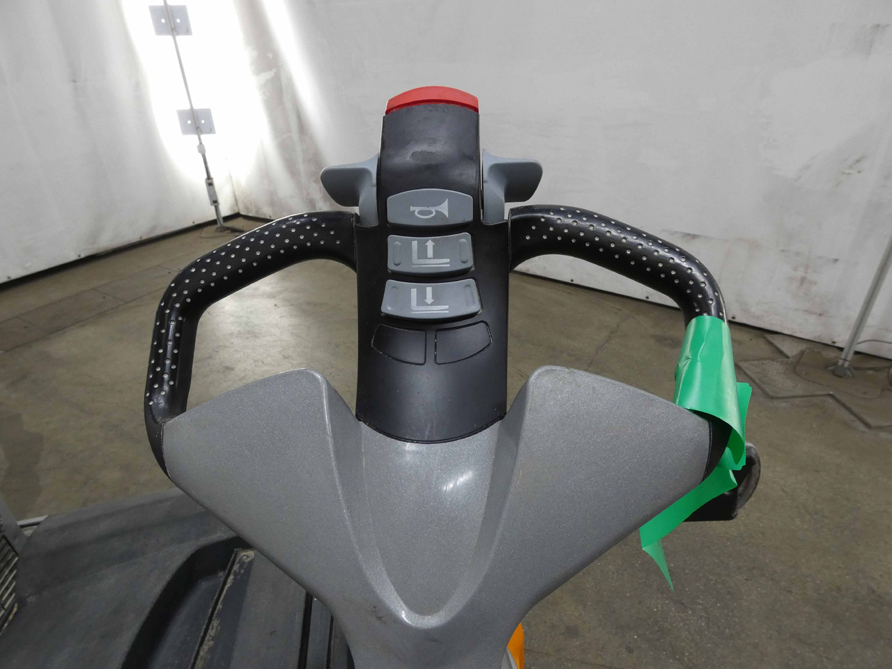 Still EXV-SF14/LIION - Apilador: foto 3 Still EXV-SF14/LIION - Apilador: foto 3