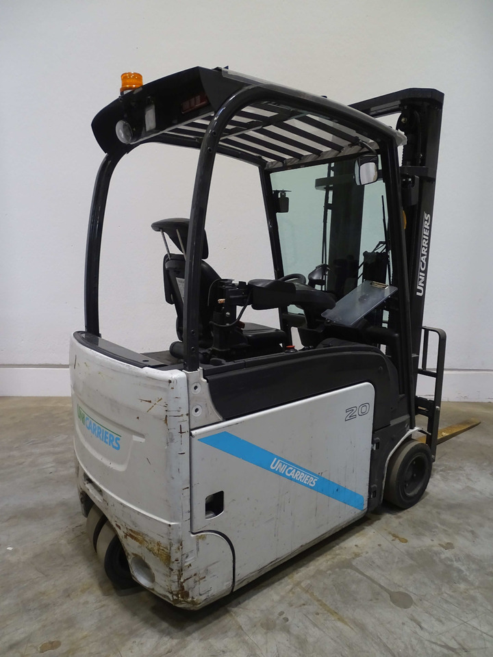 UniCarriers AG2N1L20Q - Carretilla elevadora eléctrica: foto 1 UniCarriers AG2N1L20Q - Carretilla elevadora eléctrica: foto 1