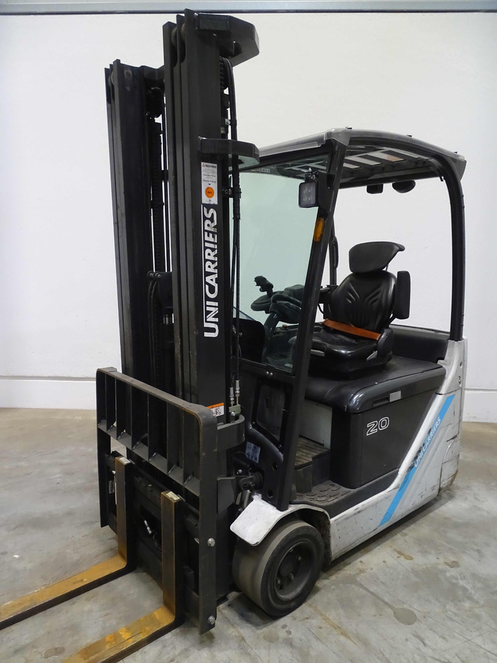 UniCarriers AG2N1L20Q - Carretilla elevadora eléctrica: foto 4 UniCarriers AG2N1L20Q - Carretilla elevadora eléctrica: foto 4
