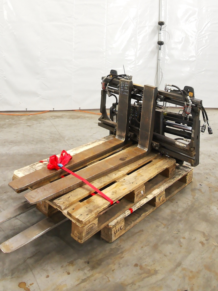 Weitere 2XANBAUGERÄTE - Horquillas para Equipo de manutención: foto 1 Weitere 2XANBAUGERÄTE - Horquillas para Equipo de manutención: foto 1