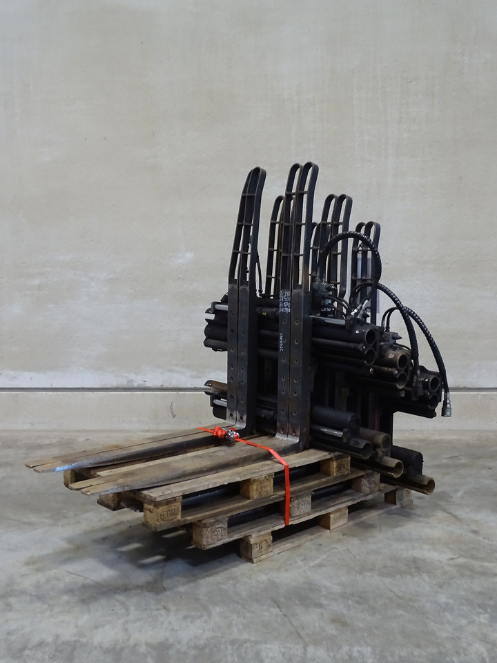 Weitere 3XANBAUGERÄTE - Horquillas para Equipo de manutención: foto 1 Weitere 3XANBAUGERÄTE - Horquillas para Equipo de manutención: foto 1