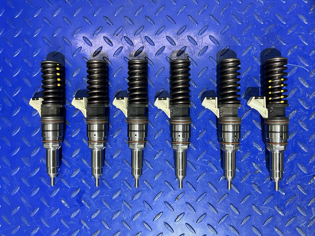 BOSCH Pump Nozzle Iveco 504287069 - Inyector: foto 2 BOSCH Pump Nozzle Iveco 504287069 - Inyector: foto 2