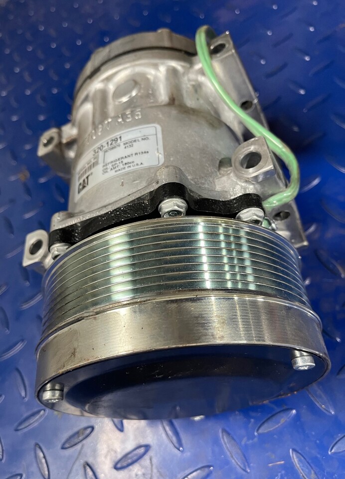 CATERPILLAR AC Clima compressor 320-1291 - Compresor de aire acondicionado para Maquinaria de construcción: foto 4 CATERPILLAR AC Clima compressor 320-1291 - Compresor de aire acondicionado para Maquinaria de construcción: foto 4