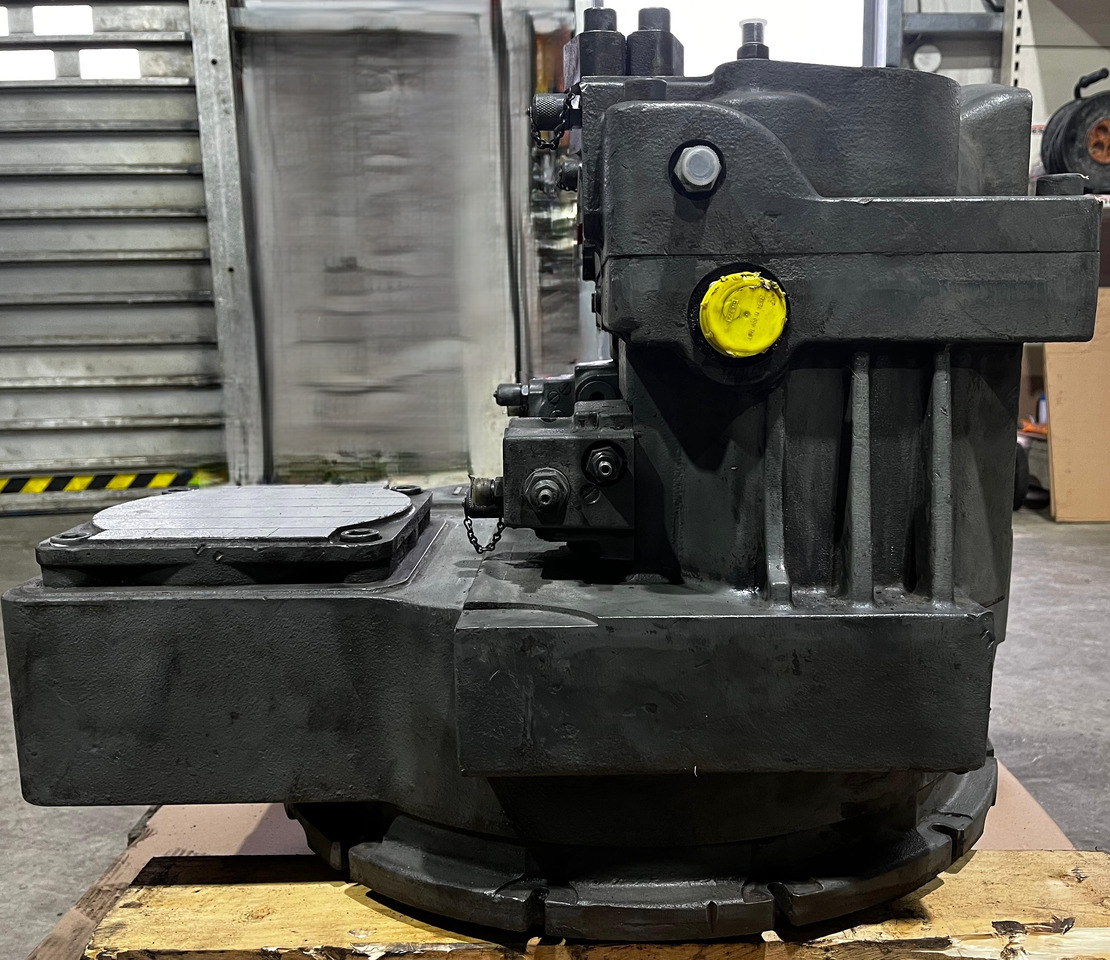 LIEBHERR Axial Piston Pump DPVP0165 - Bomba hidráulica para Maquinaria de construcción: foto 1 LIEBHERR Axial Piston Pump DPVP0165 - Bomba hidráulica para Maquinaria de construcción: foto 1