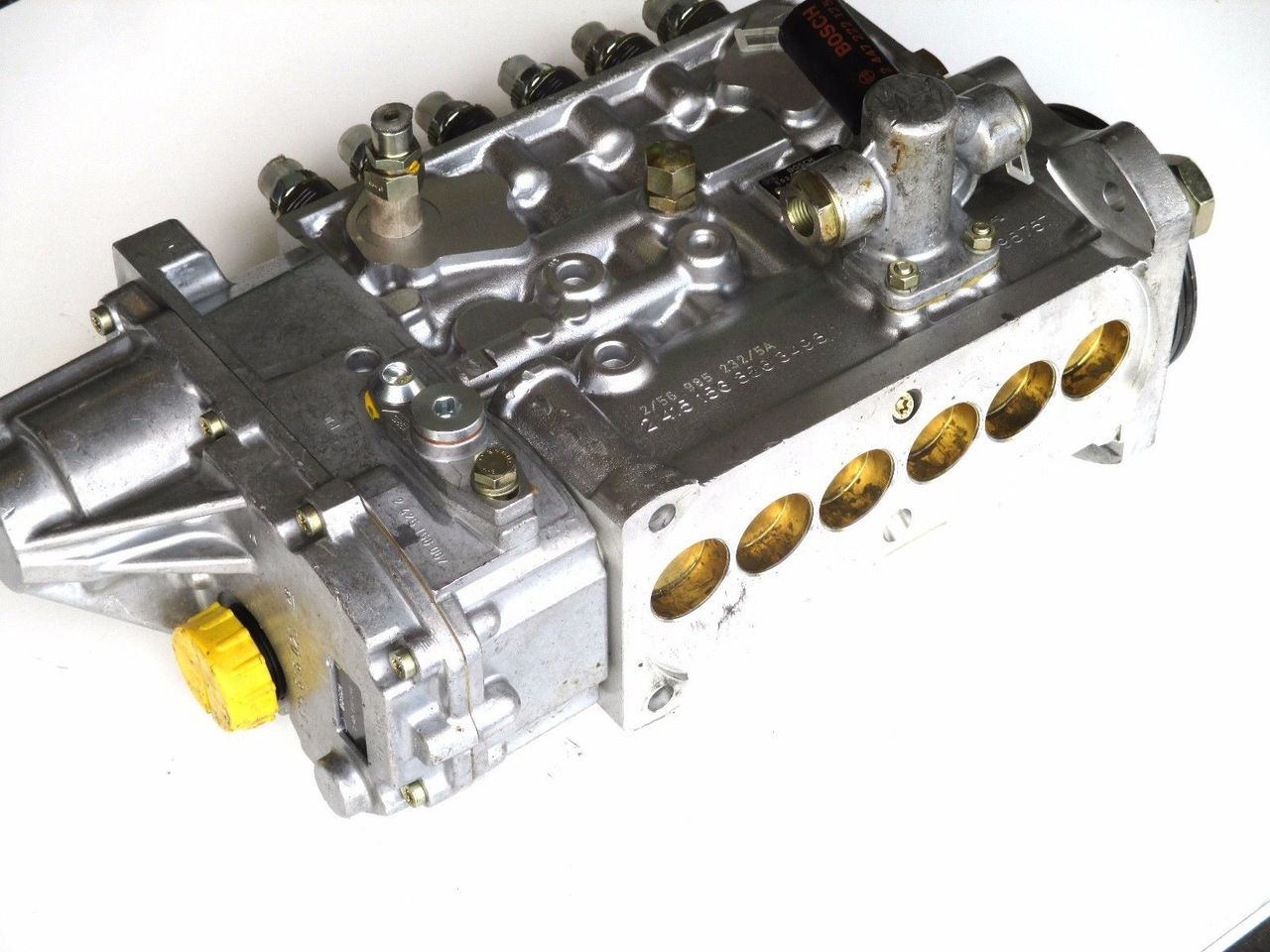 Liebherr Injection Pump 0402796834 - Motor y piezas para Maquinaria de construcción: foto 1 Liebherr Injection Pump 0402796834 - Motor y piezas para Maquinaria de construcción: foto 1