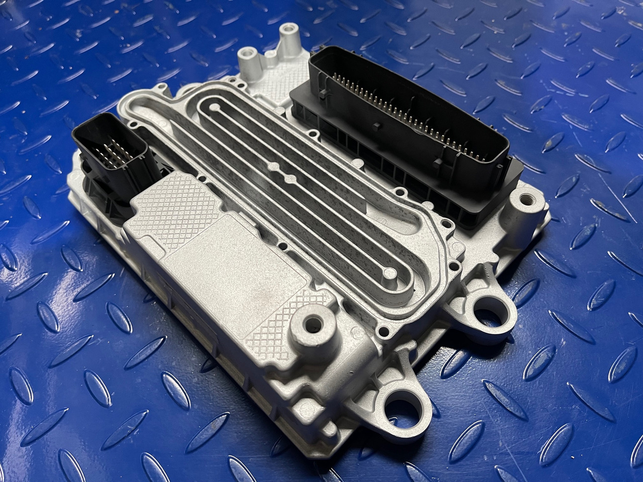 MCM2 MCM2.1 Mercedes Actros MP4 Atego Antos A0024461235 Reconditioned - Unidad de control para Camión: foto 2 MCM2 MCM2.1 Mercedes Actros MP4 Atego Antos A0024461235 Reconditioned - Unidad de control para Camión: foto 2