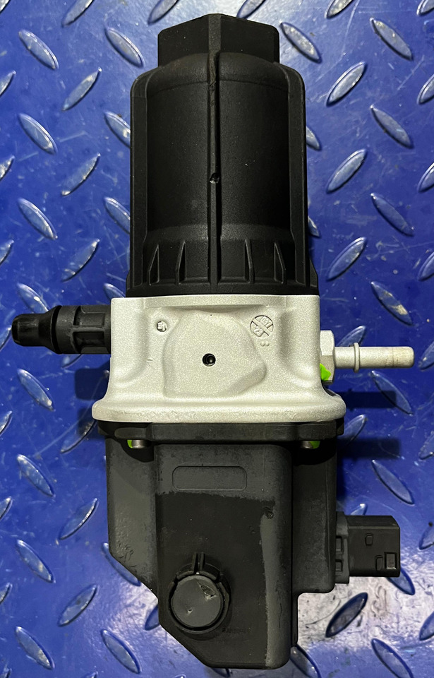 MERCEDES-BENZ AdBlue Pump Reconditioned Mercedes Actros MP5 - Depósito de AdBlue: foto 2 MERCEDES-BENZ AdBlue Pump Reconditioned Mercedes Actros MP5 - Depósito de AdBlue: foto 2