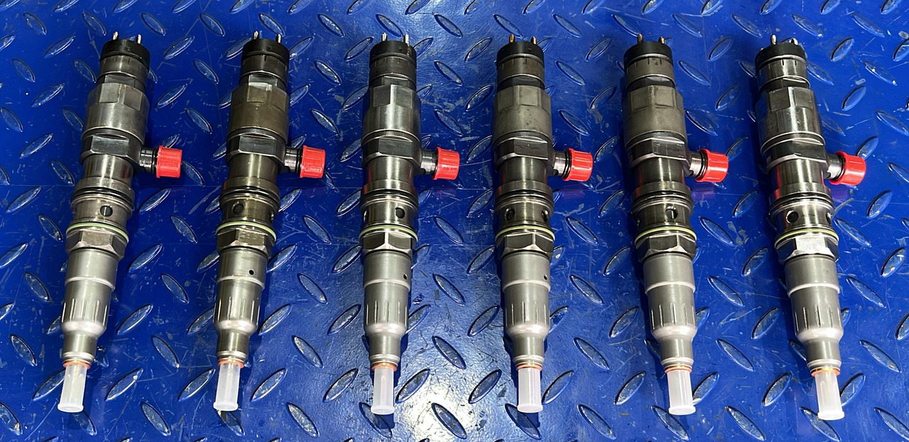 Mercedes Benz Injector Actros MP4 A4700700087 - Inyector para Camión: foto 1 Mercedes Benz Injector Actros MP4 A4700700087 - Inyector para Camión: foto 1