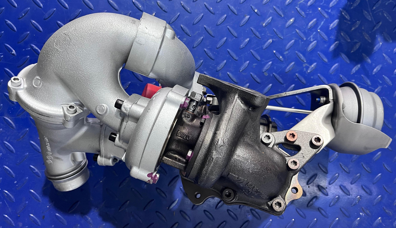 Turbo Mercedes Sprinter 216/316/416/516 CDI BiTurbo Euro 5 - Motor y piezas para Coche: foto 2 Turbo Mercedes Sprinter 216/316/416/516 CDI BiTurbo Euro 5 - Motor y piezas para Coche: foto 2