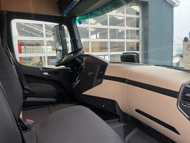 Leasing de Mercedes-Benz Actros 2045 S 4x2 Tractor Head Mercedes-Benz Actros 2045 S 4x2 Tractor Head: foto 18