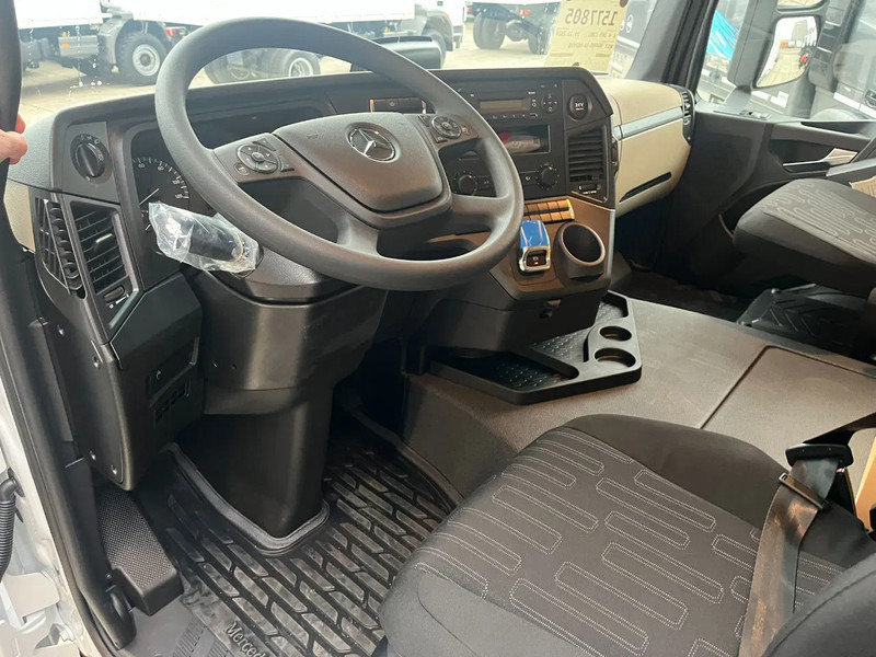 Leasing de Mercedes-Benz Actros 2045 S 4x2 Tractor Head Mercedes-Benz Actros 2045 S 4x2 Tractor Head: foto 11