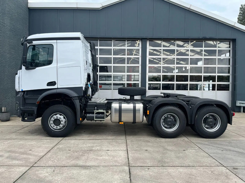 Mercedes-Benz Actros 3348 S 6x4 Tractor Head - Cabeza tractora: foto 3 Mercedes-Benz Actros 3348 S 6x4 Tractor Head - Cabeza tractora: foto 3