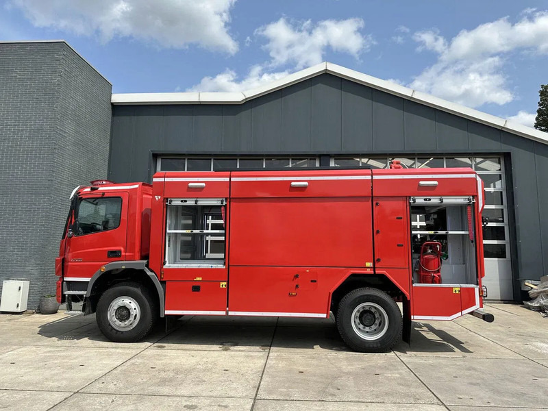Mercedes-Benz Atego 1725 4×4 Fire Fighting Truck - Camión de bomberos: foto 3 Mercedes-Benz Atego 1725 4×4 Fire Fighting Truck - Camión de bomberos: foto 3