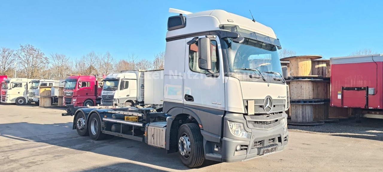 Mercedes-Benz ActrosL 2545LL*Mildner BDF MIDI 782 - Camión portacontenedore/ Intercambiable: foto 1 Mercedes-Benz ActrosL 2545LL*Mildner BDF MIDI 782 - Camión portacontenedore/ Intercambiable: foto 1