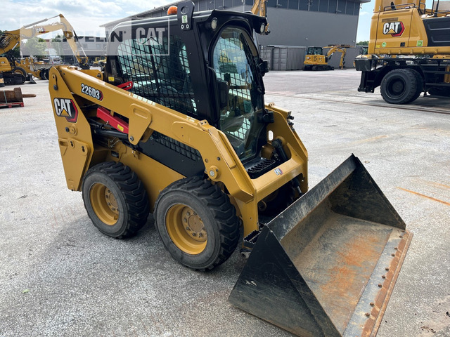 Cat 226D - Minicargadora: foto 4 Cat 226D - Minicargadora: foto 4
