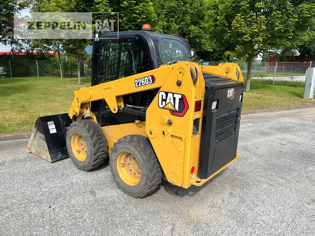Cat 226D - Minicargadora: foto 2 Cat 226D - Minicargadora: foto 2