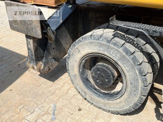 Manipulador de materiales Cat MH3024-06C: foto 10