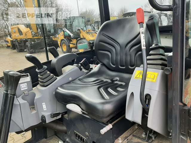 Miniexcavadora Kubota KX016-4: foto 29