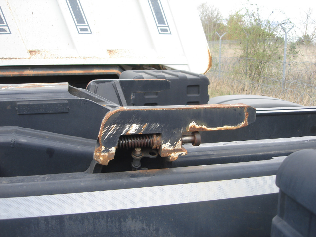 MAN TG-S 35.480 8x4 BL Abrollkipper mit Kran Penz-15L9.80+Meiller RK 30.60L Lenk-Lift Achse - Camión multibasculante, Camión grúa: foto 2 MAN TG-S 35.480 8x4 BL Abrollkipper mit Kran Penz-15L9.80+Meiller RK 30.60L Lenk-Lift Achse - Camión multibasculante, Camión grúa: foto 2