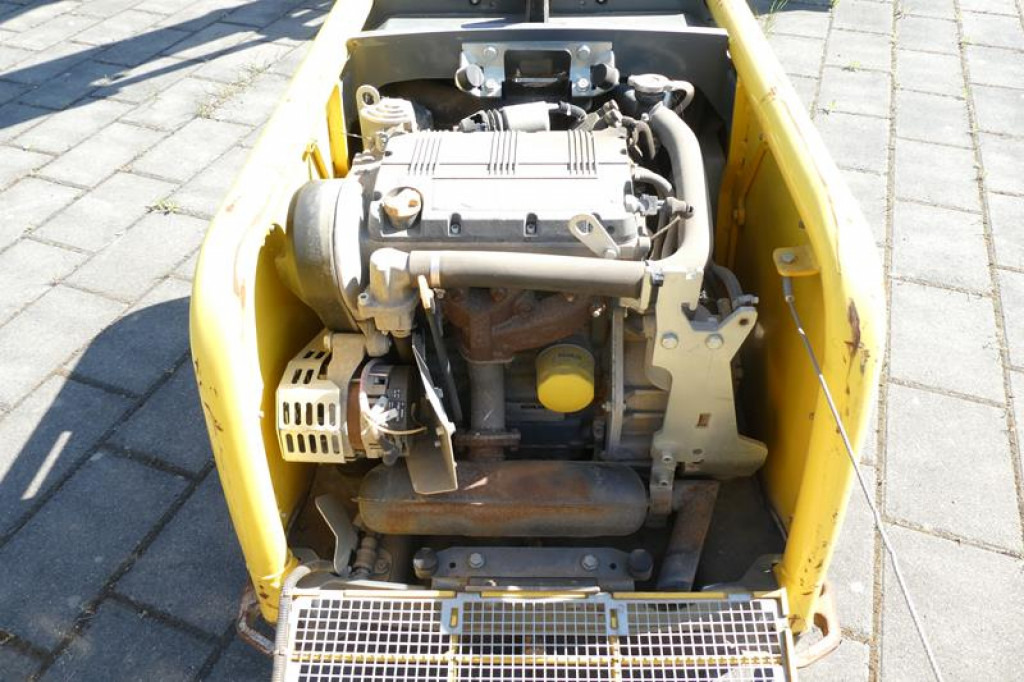 Wacker Neuson SE Rüttelplatte DPU 110rLem970 Baumaschine inkl. Fernbedienung - Maquinaria de construcción: foto 2 Wacker Neuson SE Rüttelplatte DPU 110rLem970 Baumaschine inkl. Fernbedienung - Maquinaria de construcción: foto 2