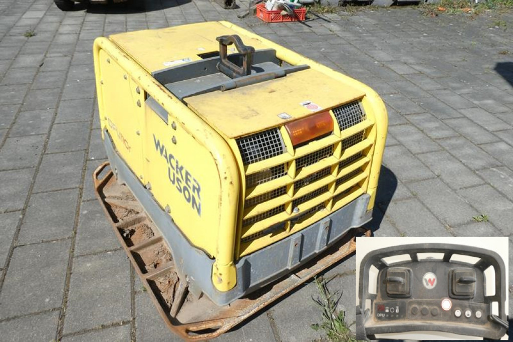 Wacker Neuson SE Rüttelplatte DPU 110rLem970 Baumaschine inkl. Fernbedienung - Plancha reversible: foto 1 Wacker Neuson SE Rüttelplatte DPU 110rLem970 Baumaschine inkl. Fernbedienung - Plancha reversible: foto 1
