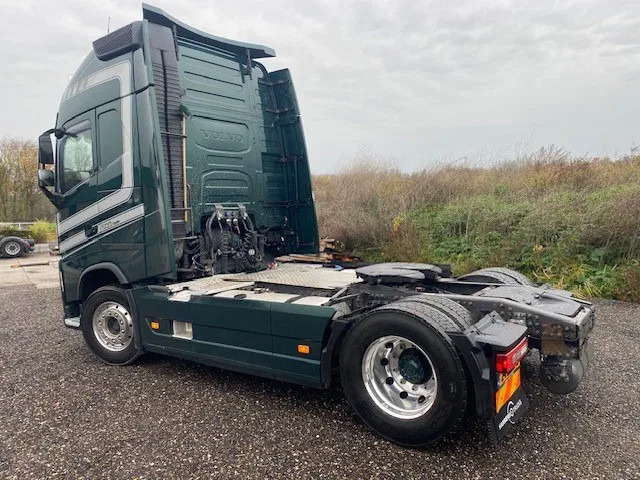Volvo FH 500 XL euro 6 full spoilered, 2 x tank, modeljaar 2017 - Cabeza tractora: foto 4 Volvo FH 500 XL euro 6 full spoilered, 2 x tank, modeljaar 2017 - Cabeza tractora: foto 4