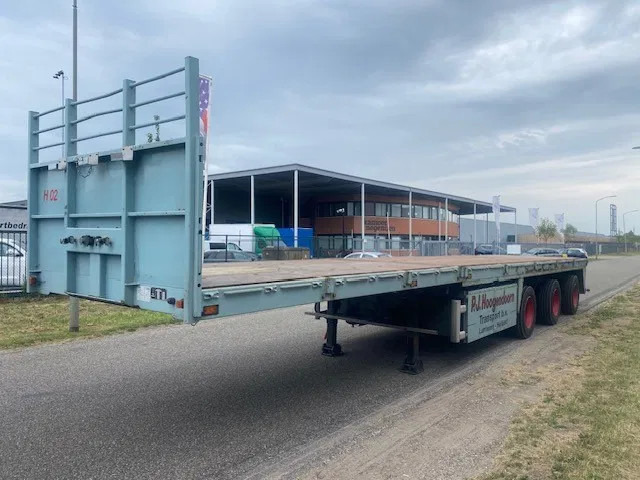 Floor open oplegger 3 asser uitschuifbaar, 2 x stuur, 1 x liftas - Semirremolque plataforma/ Caja abierta: foto 1 Floor open oplegger 3 asser uitschuifbaar, 2 x stuur, 1 x liftas - Semirremolque plataforma/ Caja abierta: foto 1
