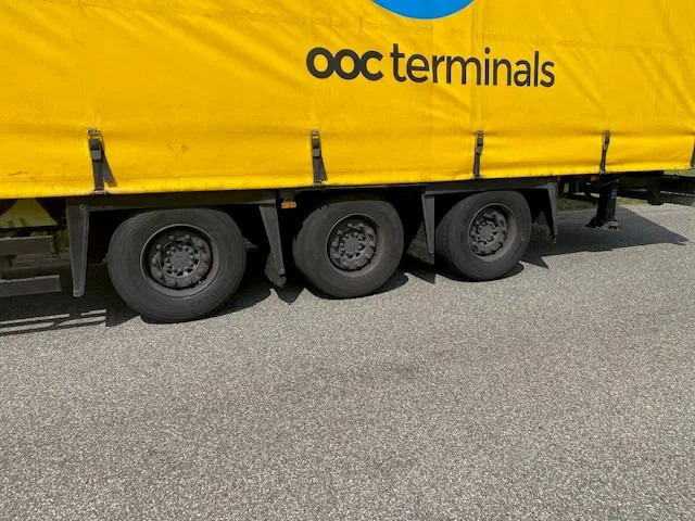 Schmitz Cargobull mega schuifzeil 102 cub , schade, evt met volvo fh 460 mega - Semirremolque caja cerrada: foto 5 Schmitz Cargobull mega schuifzeil 102 cub , schade, evt met volvo fh 460 mega - Semirremolque caja cerrada: foto 5