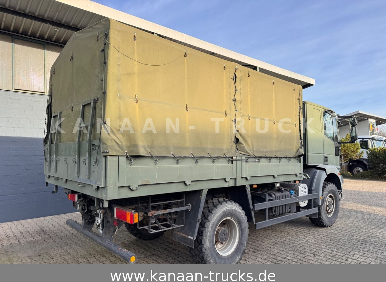 Iveco ML100E22WM-BW 4x4 Camper Exped - Camión lona: foto 4 Iveco ML100E22WM-BW 4x4 Camper Exped - Camión lona: foto 4