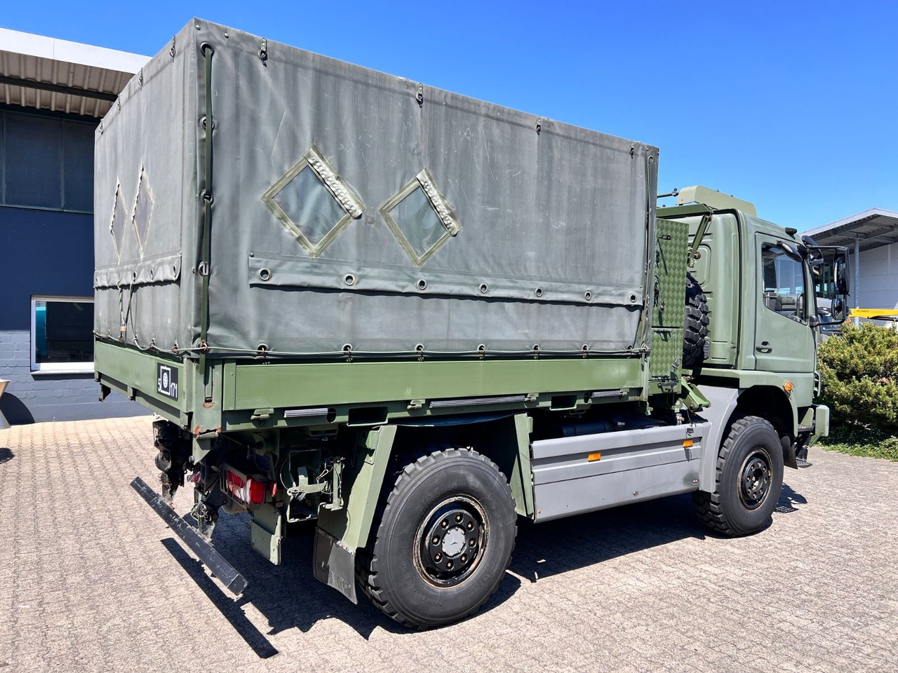 Mercedes-Benz 1018 Atego 4x4 Allrad Miltär Camper Expedition - Camión portacontenedore/ Intercambiable: foto 5 Mercedes-Benz 1018 Atego 4x4 Allrad Miltär Camper Expedition - Camión portacontenedore/ Intercambiable: foto 5