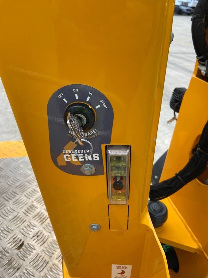 Cargadora de ruedas Knikmops KM 100: foto 15