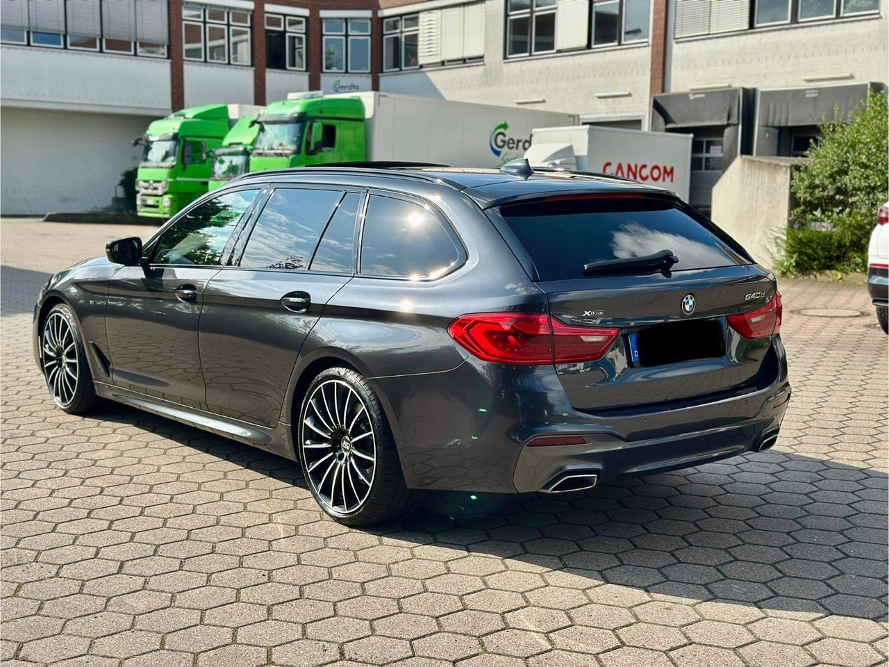 BMW M 540d xD Touring A*M Sport*HuD*20 Zoll*Pano*LED - Coche familiar: foto 2 BMW M 540d xD Touring A*M Sport*HuD*20 Zoll*Pano*LED - Coche familiar: foto 2